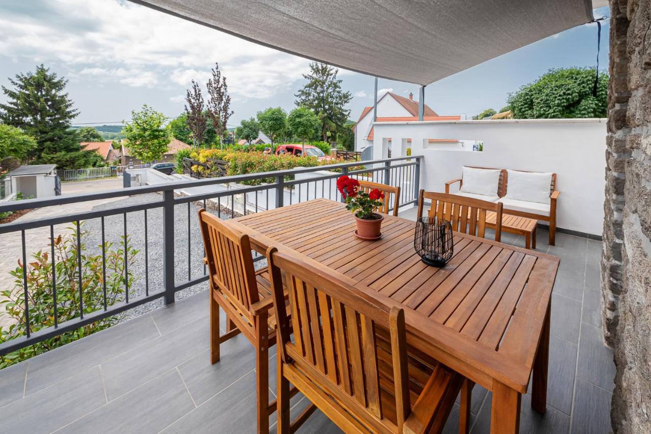 Apartamento Papoula Vendeghaz Tihany Exterior foto