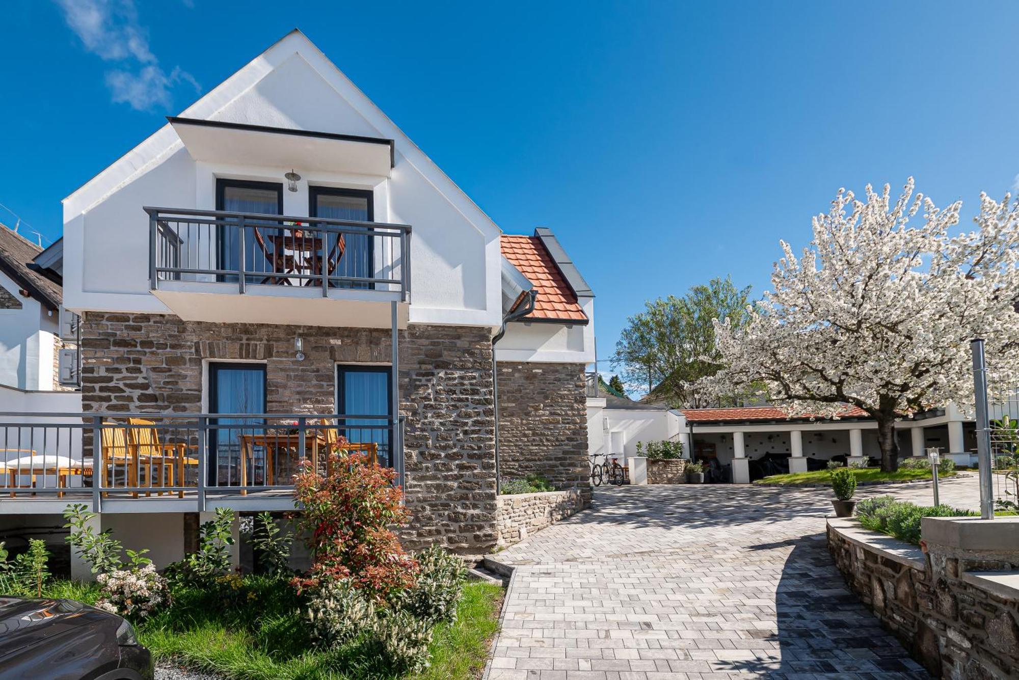 Apartamento Papoula Vendeghaz Tihany Exterior foto